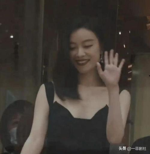 女主进入娱乐圈吃瓜,女主的吃瓜成长记  第2张
